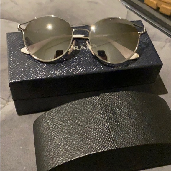 SOLD - Picture 1 of 4